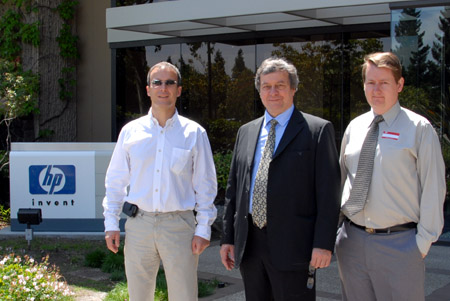 <i>Front of HP Building 20 - Left to Right: <br />Eric Mimoz, Marc Mislanghe, Glenn Robb</i>