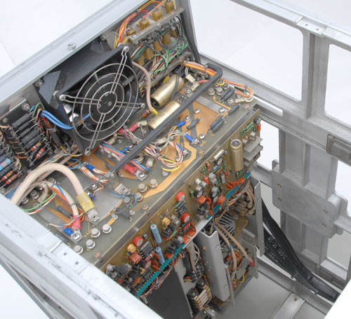 <i> <strong>PICT8 -</strong> Top view of the power supply</i>