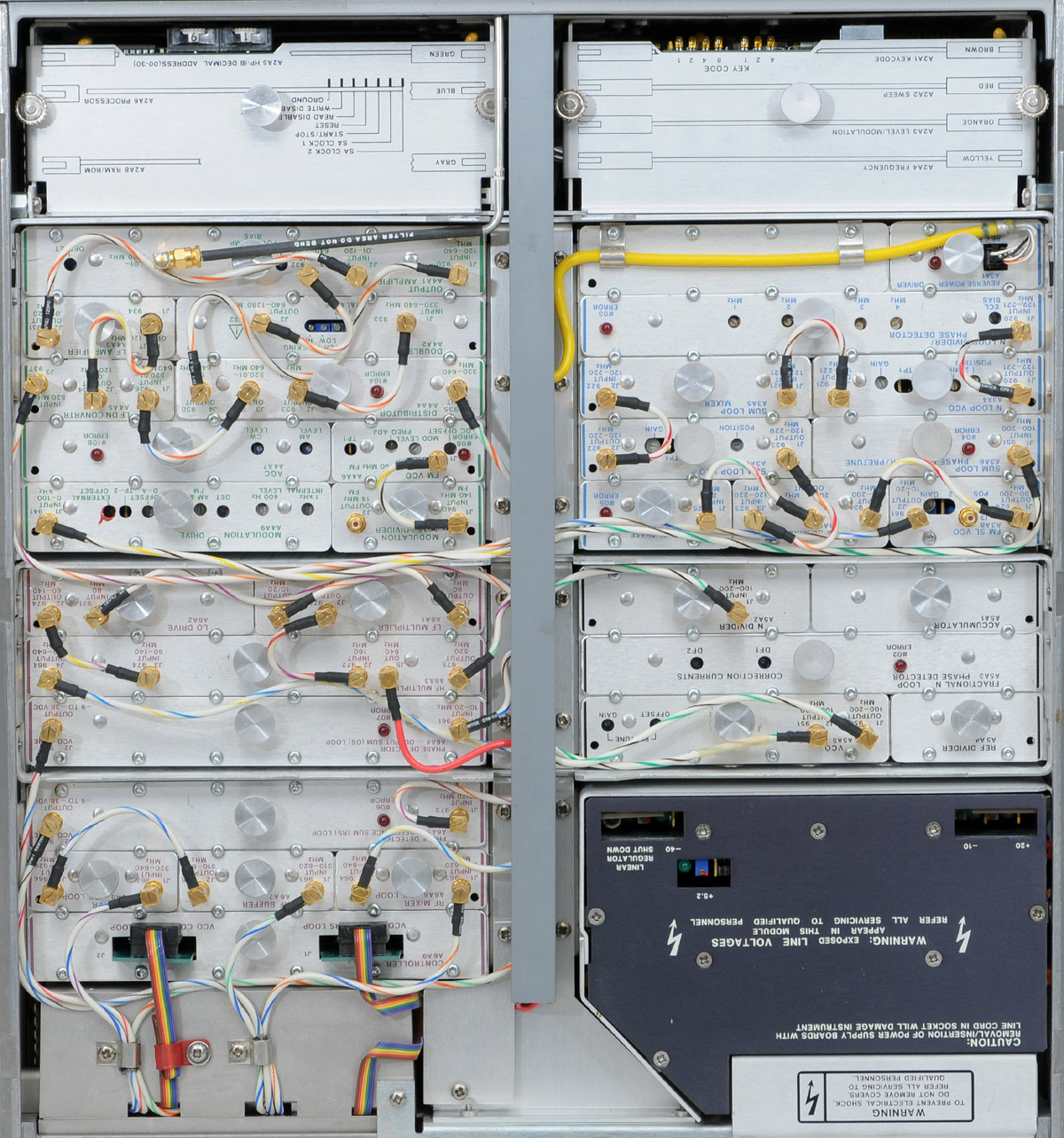 The HP 8662A Synthesized Generator